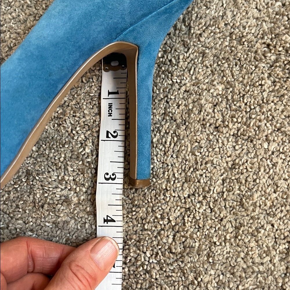 BCBG Paris French Blue Suede pumps LOVE THIS COLOR!!! Sz 9.5 - Picture 11 of 11